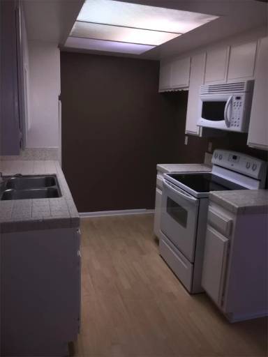 Main picture of 5700 Bates St