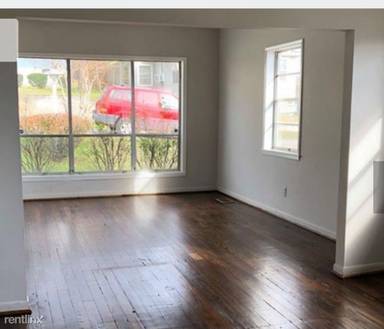 Main picture of 405 62nd St