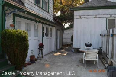 Main picture of 147 S Main St