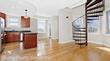 Main picture of 4755 S Saint Lawrence Ave