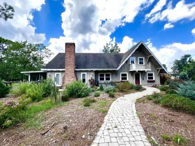 Main picture of 5020 Cub Lake Dr