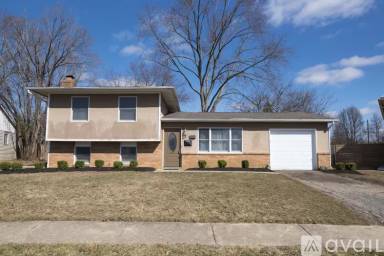 Main picture of 400 Denwood Dr N