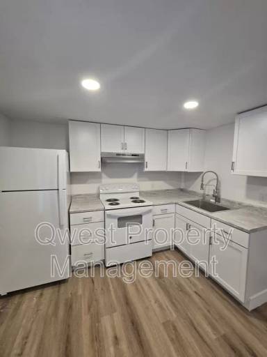 Main picture of 8528 Valley Rd NW