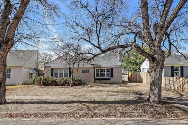 Main picture of 1528 S Lipscomb St