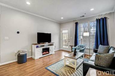 Main picture of 800 Moratuck Dr