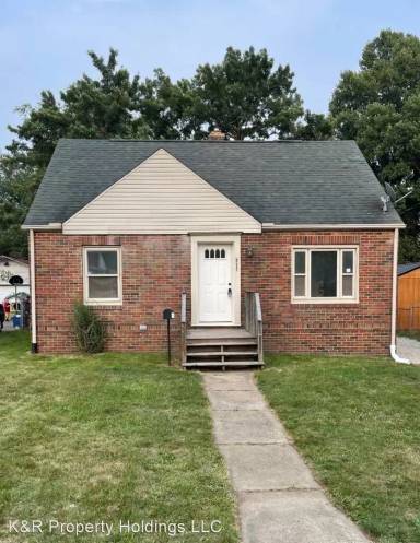 Main picture of 2818 Coventry Blvd NE