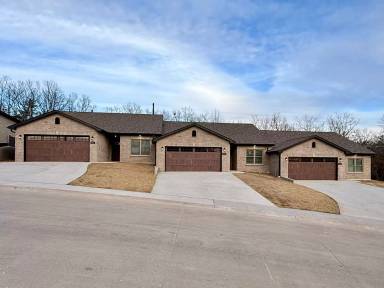 Main picture of 1517 Saint Marias St