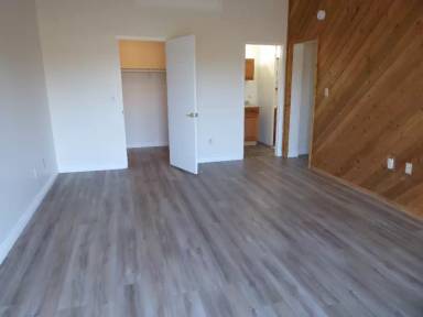 Main picture of 1015 Canal St
