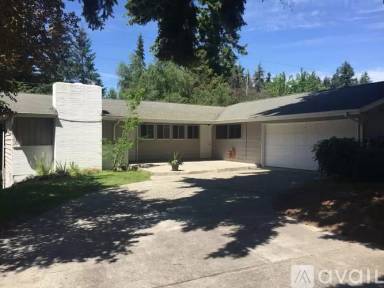 Main picture of 3065 124th Ave NE