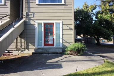 Main picture of 1220 College Ave