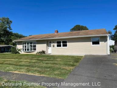 Main picture of 14 Copperfield Ln