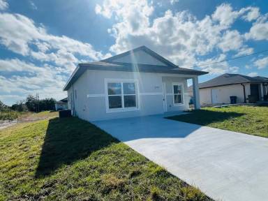 Main picture of 2709 8th St SW