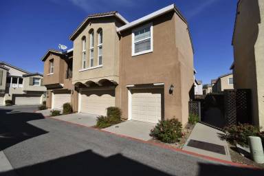 Main picture of 1030 Sierra View Cir