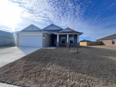 Main picture of 337 E Greystone Sq