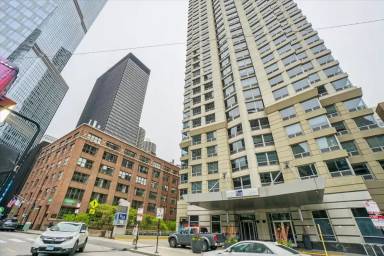 Main picture of Plaza 440 Condos