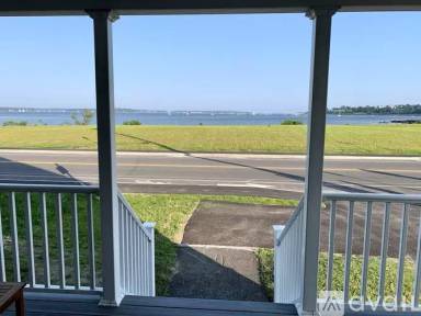 Main picture of 220 Veranda St