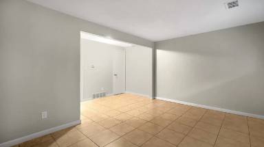 Main picture of 1880 Dunbar Dr