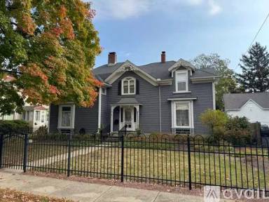 Main picture of 1004 Pearl St
