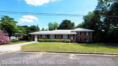 Main picture of 1934 Green St