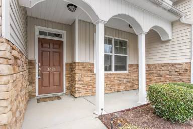 Main picture of 3693 Davis Cup Dr