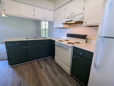 Main picture of 2348 Horne Ave