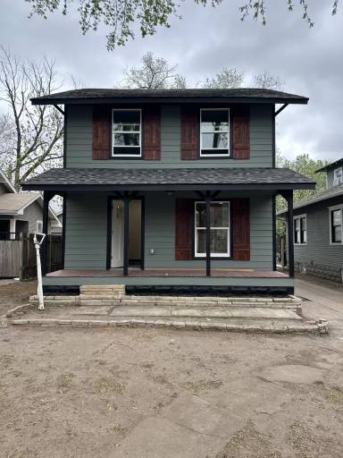 Main picture of 824 N Buffum St