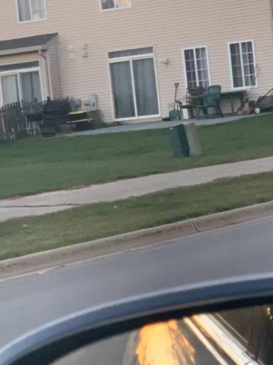 Main picture of 1400 Dahlgren Ln
