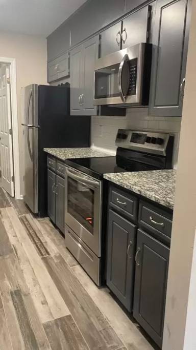 Main picture of 1103 W Myrtle St