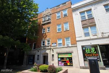 Main picture of 1210 W Granville Ave