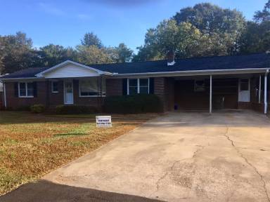 Main picture of 409 Penarth Dr