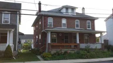 Main picture of 150 N 3rd St