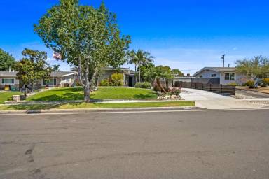 Main picture of 14769 Tacuba Dr