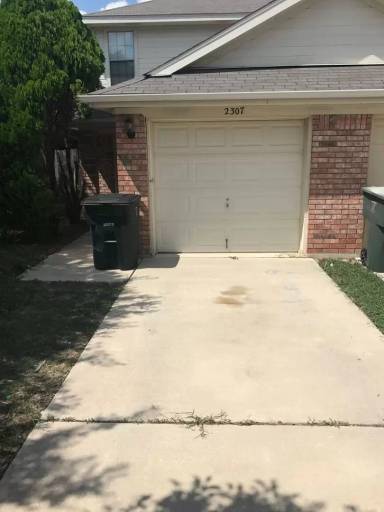 Main picture of 2308 Wales Cir