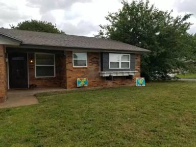Main picture of 5024 Brookdale St