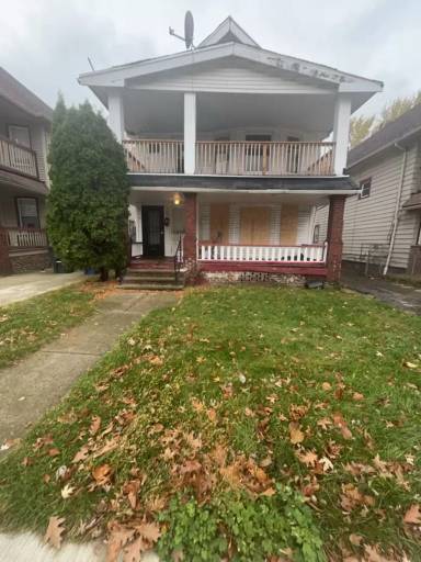 Main picture of 1104 E 143rd St