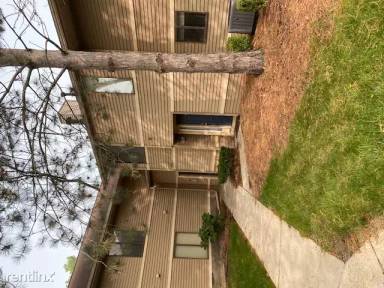 Main picture of 175 Briarcrest Dr