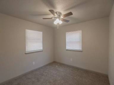 Main picture of 229 Bainbridge Rd