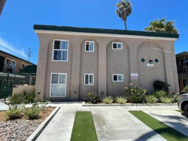 Main picture of 4540 Kansas St