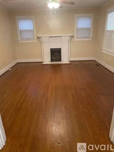 Main picture of 400 W Pine St