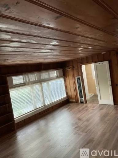 Main picture of 4949 12th Ave