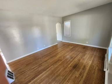 Main picture of 4747 N 21st St