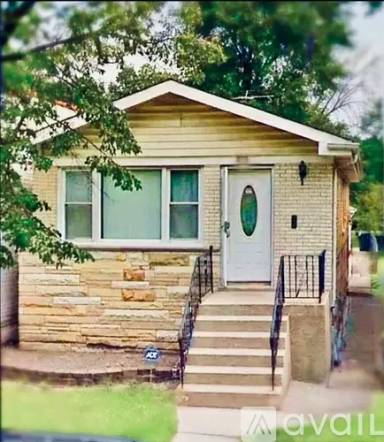 Main picture of 5637 N Jersey Ave
