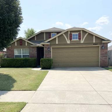 Main picture of 4040 W 105th St S