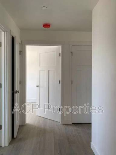 Main picture of 665 E Badger Rd