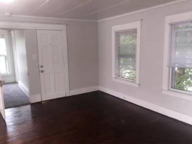 Main picture of 529 Leonard St NE