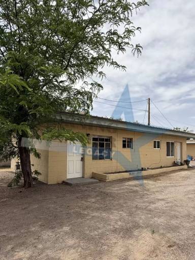 Main picture of 2300 Jordan Rd