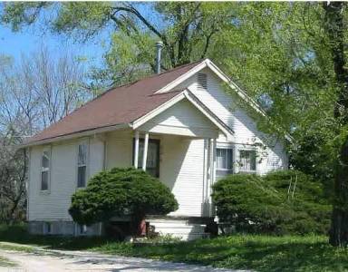 Main picture of 928 E 19th St