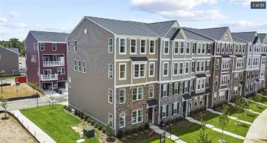 Main picture of 9218 Magellan Pkwy