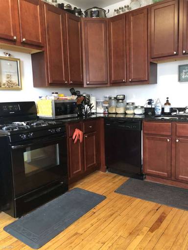 Main picture of 3222 N Karlov Ave