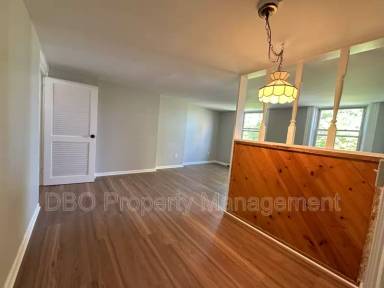 Main picture of 479 State St